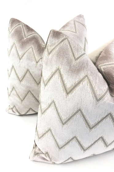 Schumacher - Chevron Velvet in Blush