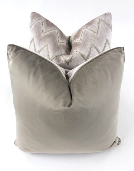 Schumacher - Chevron Velvet in Blush