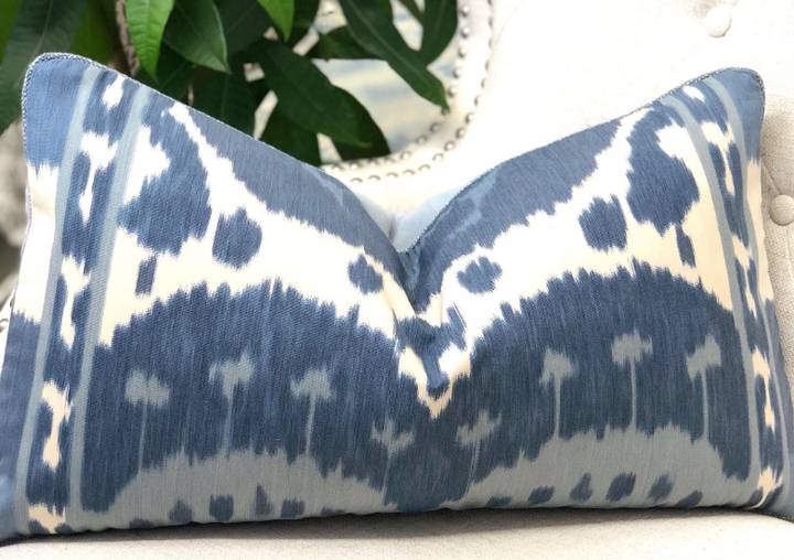 Schumacher - Samarkand Ikat II in Porcelain