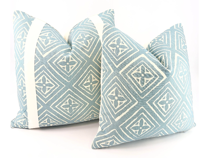 Quadrille - Fiorentina Grande in China Blue on Tint