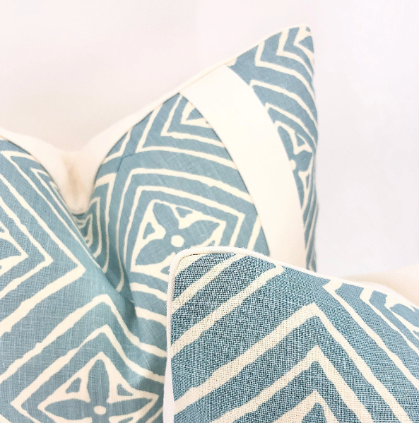 Quadrille - Fiorentina Grande in China Blue on Tint