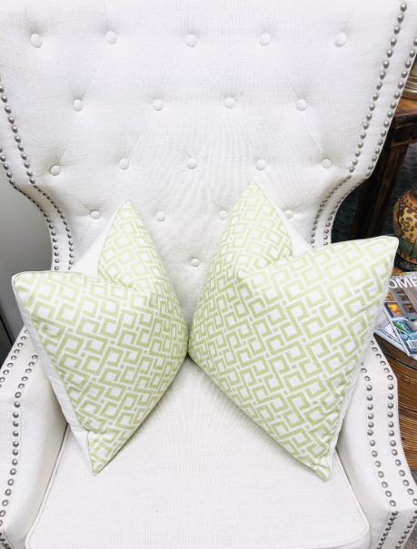 Colefax and Fowler - Mazely in Leaf Green