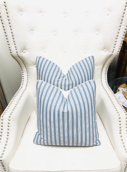 Jane Churchill - Linhope Stripe in Navy