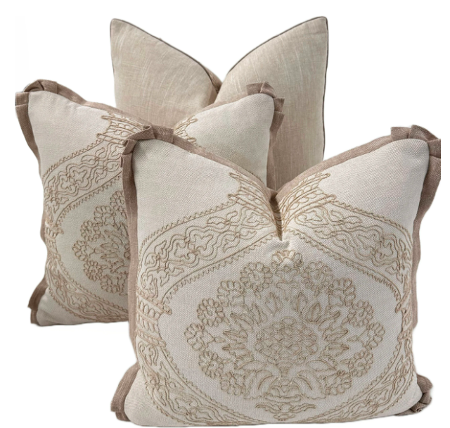 Cowtan & Tout - Damask Palermo in Sand