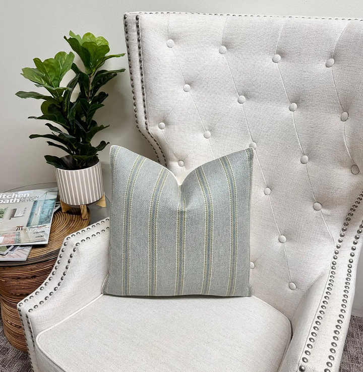 Cowtan & Tout - Shetland Stripe in Aqua