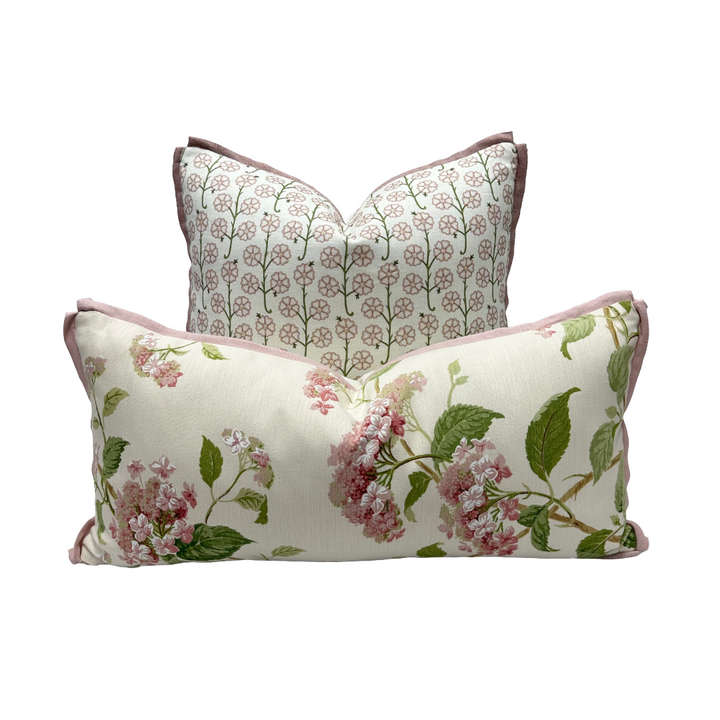 Schumacher - Gardenia in Rose