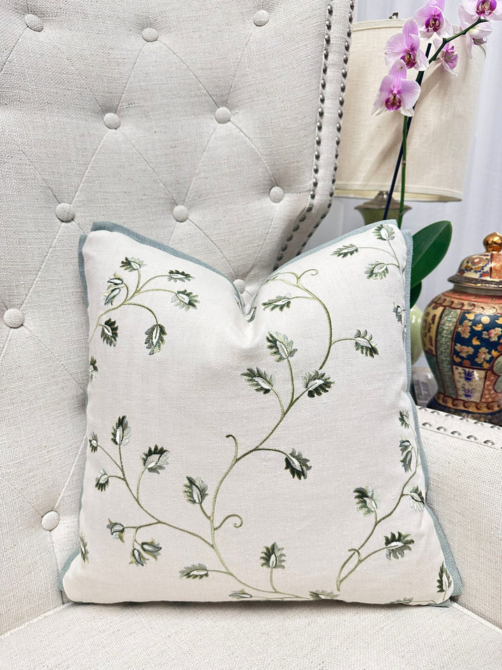 Colefax & Fowler - Colyton in Leaf Green