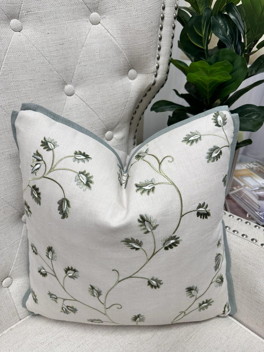 Colefax & Fowler - Colyton in Leaf Green