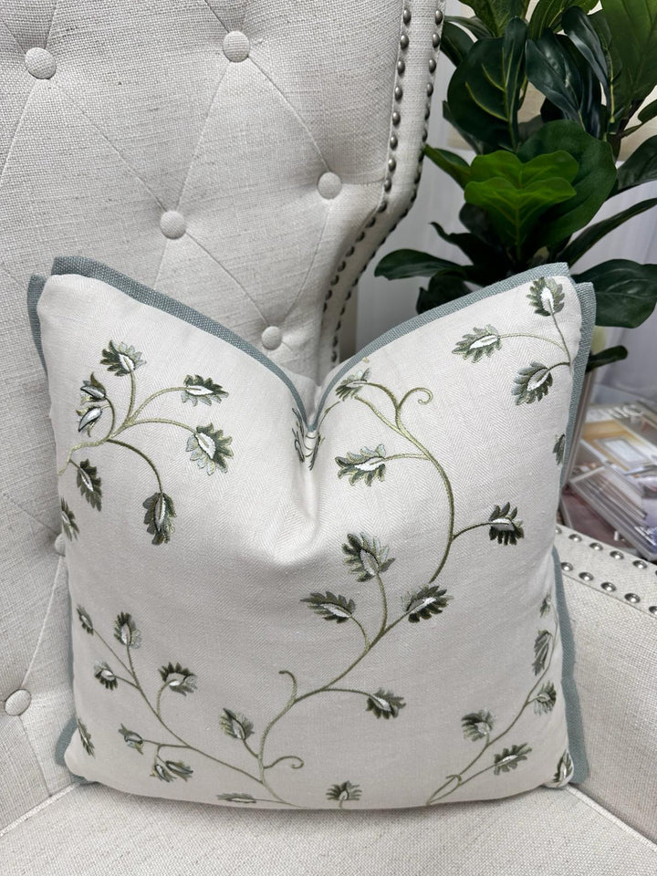 Colefax & Fowler - Colyton in Leaf Green
