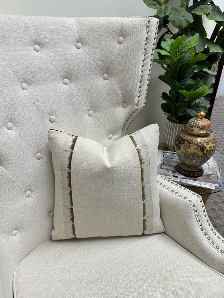 Chambray Linen in Light Grey with Thibaut Sri Lanka in Beige/Brown Tape