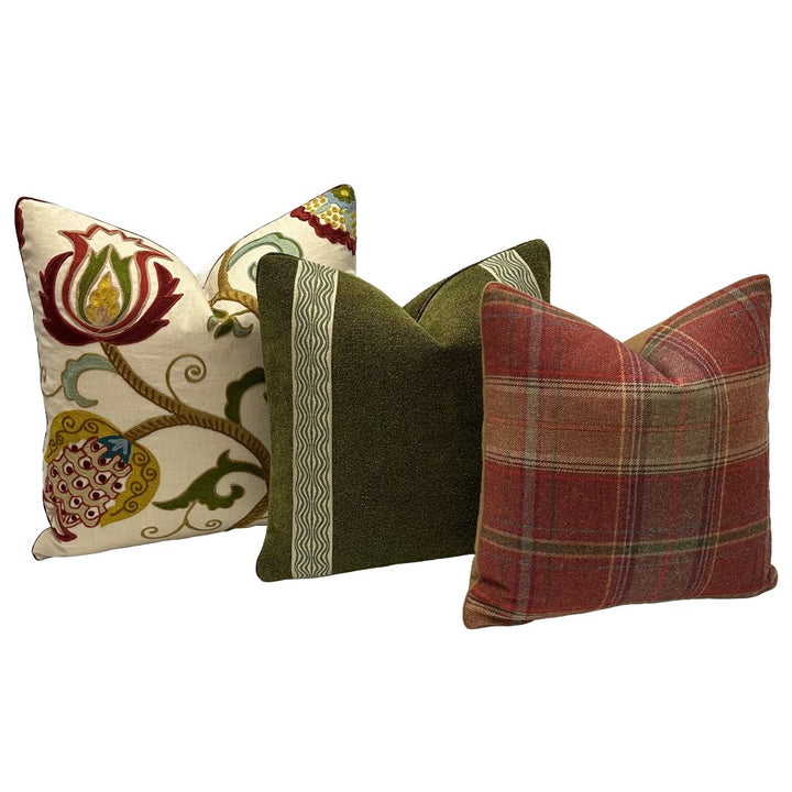 Clarence House - Indienne Crewel in Ecru