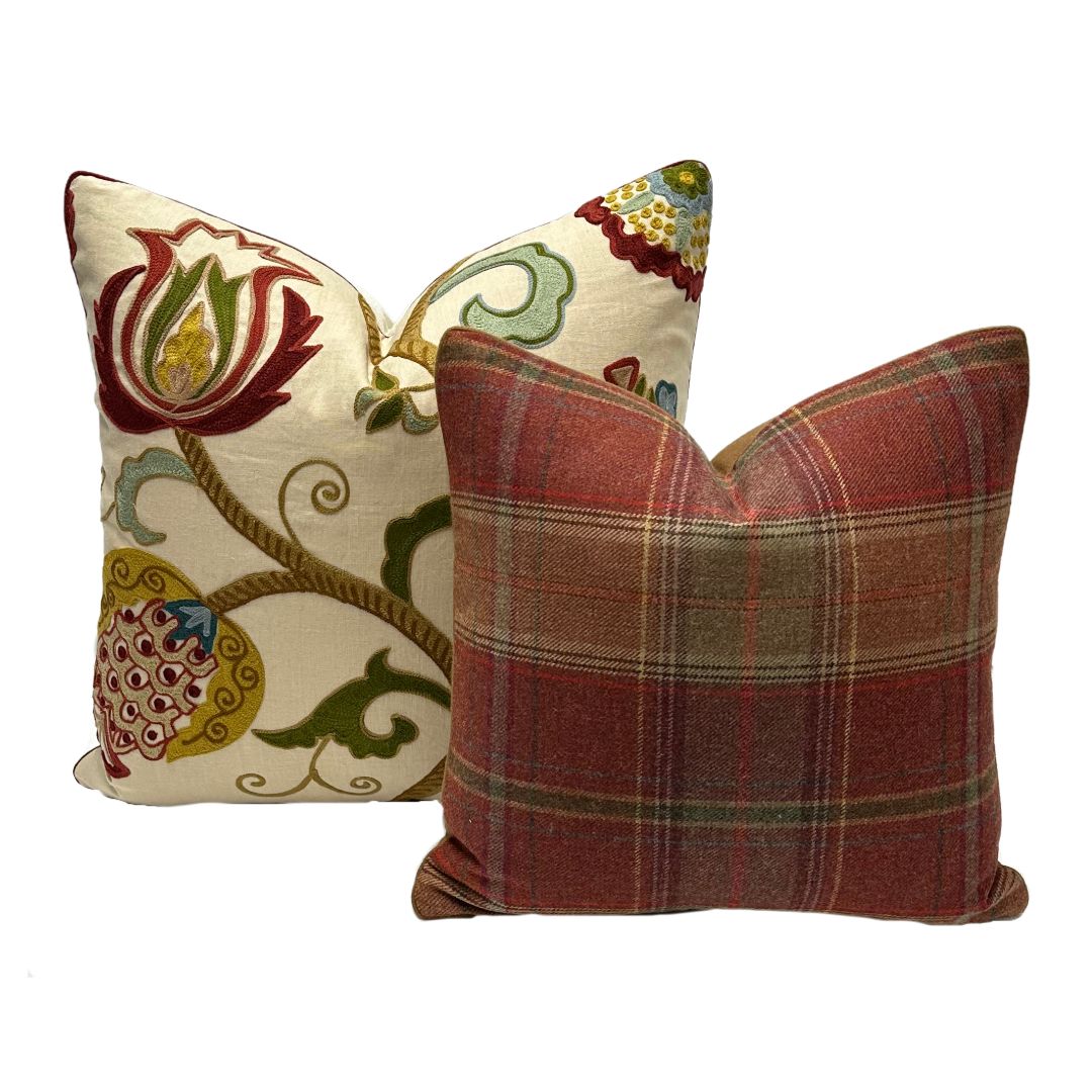 Clarence House - Indienne Crewel in Ecru