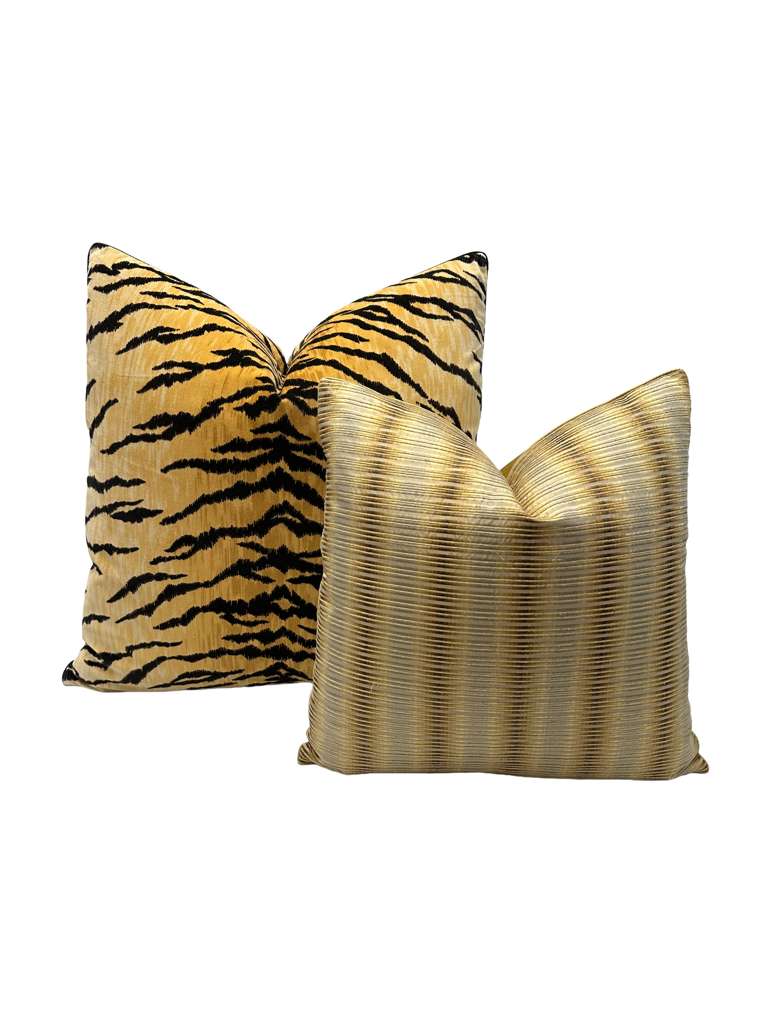 Silk Weave Stripe in Antique Gold