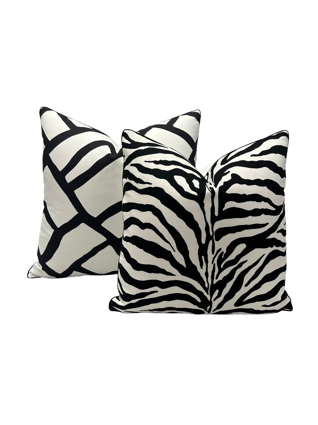 Carleton V -  On Safari in Black