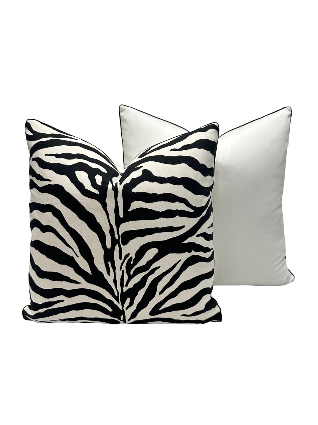 Carleton V -  On Safari in Black