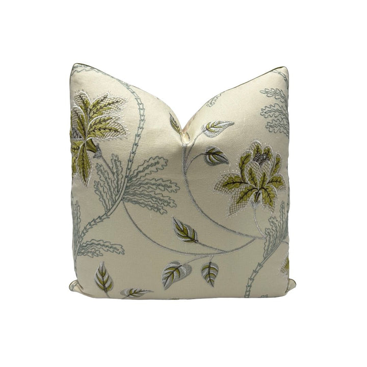Colefax & Fowler - Elina Linen Embroidery in Leaf