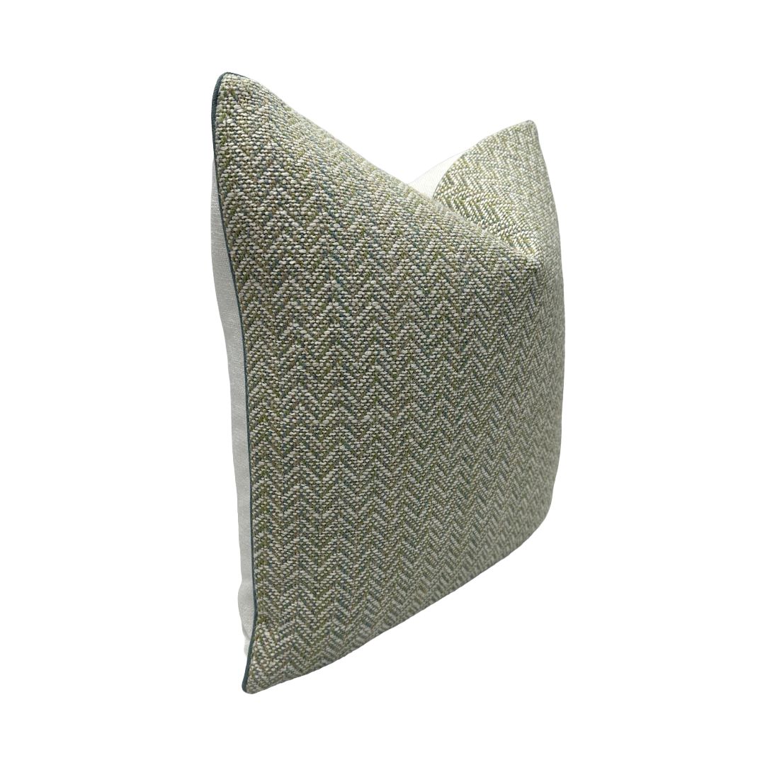 Colefax & Fowler - Doria in Fern/Aqua