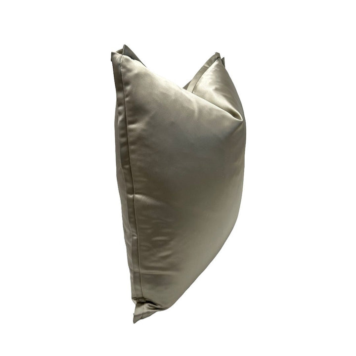 Silk Taffeta in Dove Grey