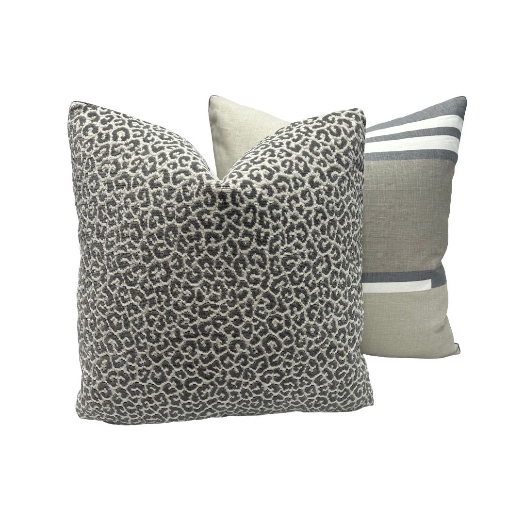 Petite Arabesque in Blue Grey