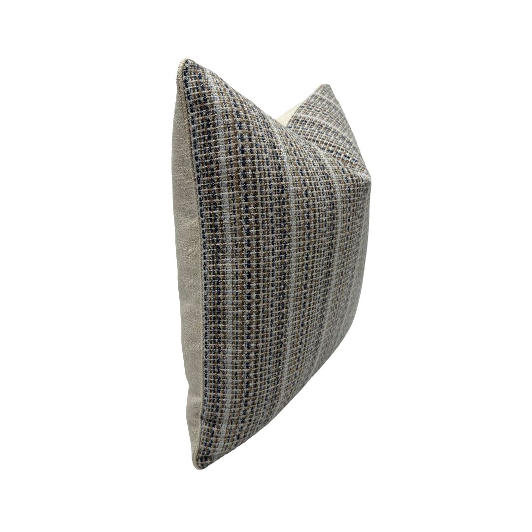 Holland & Sherry - Lady Jane in London Fog