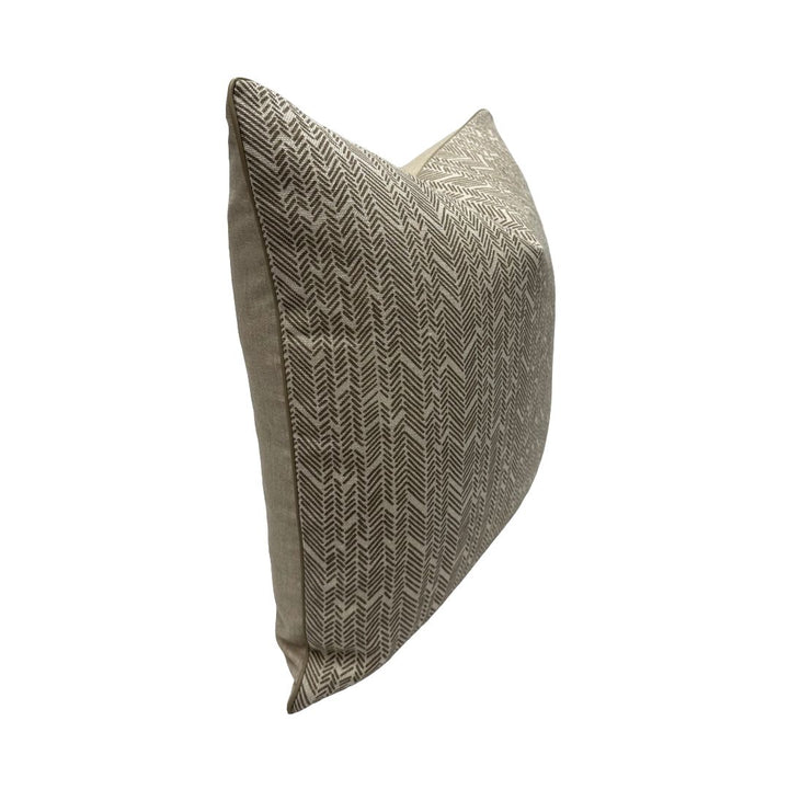 Arrow Weave in Brown