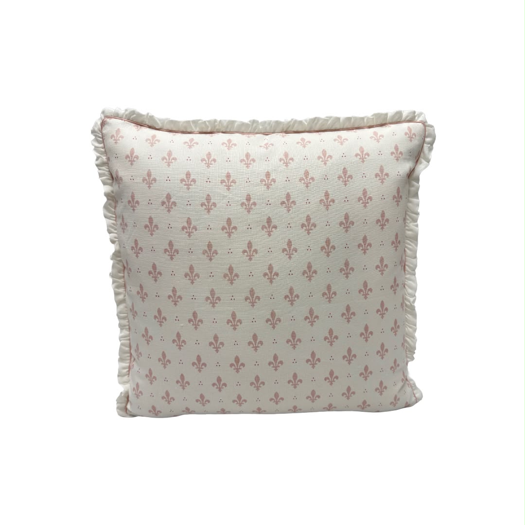 Schumacher - Fleur De Lis in Blush