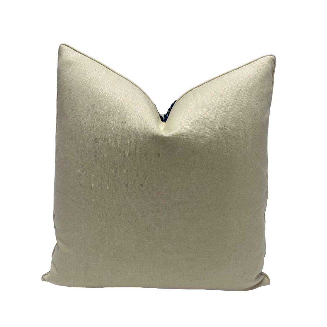 Schumacher - Bukhara Ikat in Indigo