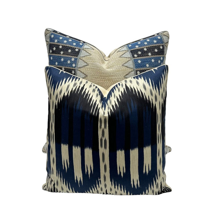 Schumacher - Bukhara Ikat in Indigo