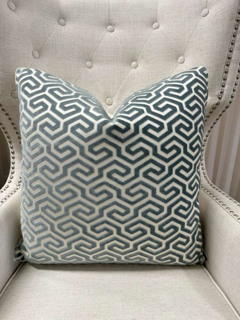 Schumacher - Ming Fret Velvet in Mineral