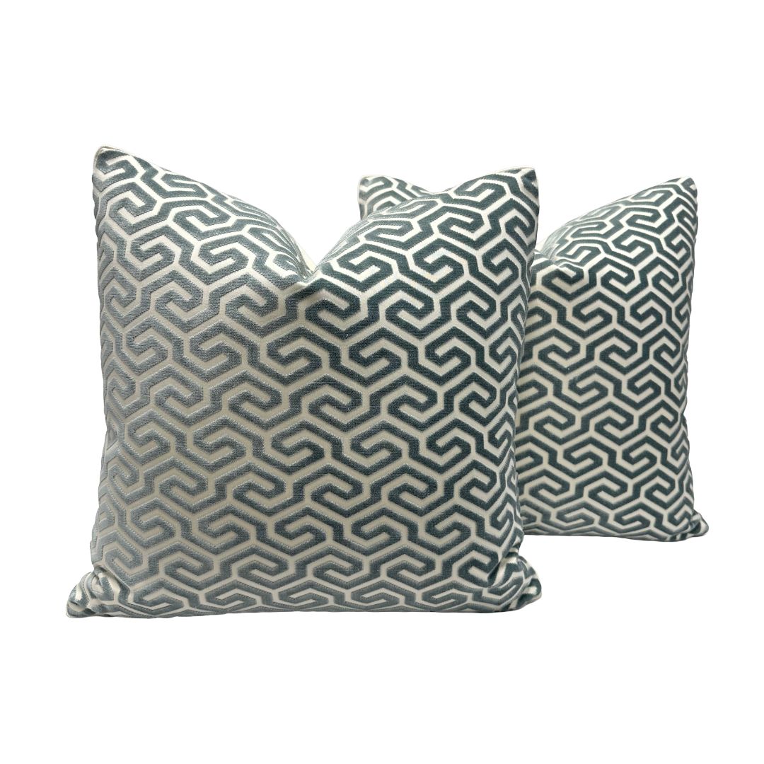 Schumacher - Ming Fret Velvet in Mineral