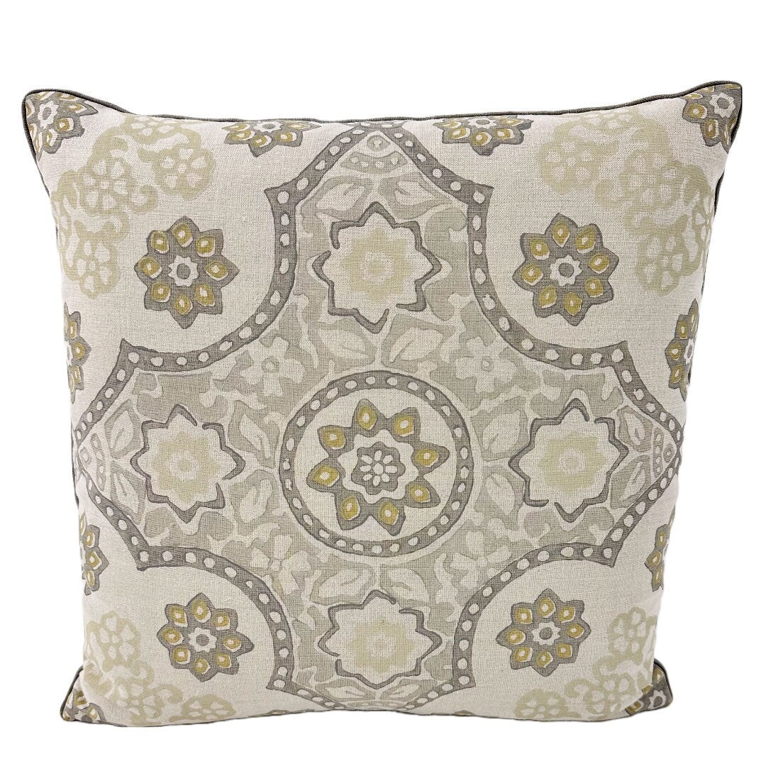 Galbraith & Paul - Seville Medallion in Ash