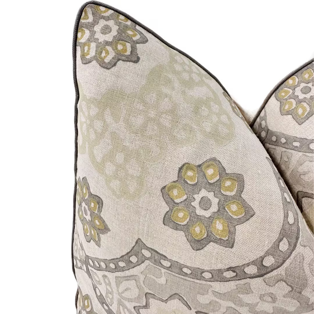 Galbraith & Paul - Seville Medallion in Ash