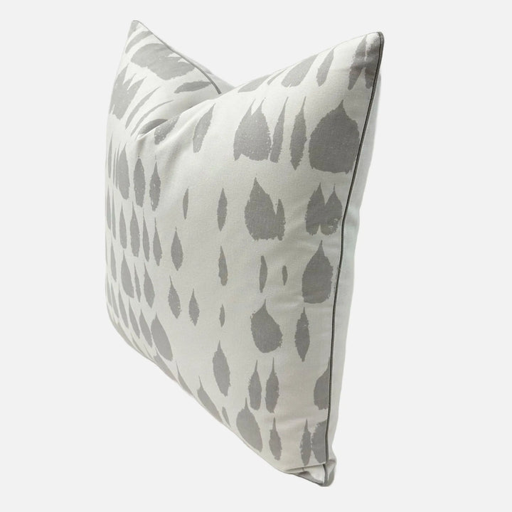 Schumacher - Queen of Spain Sheer in Dove