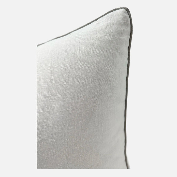 Schumacher - Queen of Spain Sheer in Dove