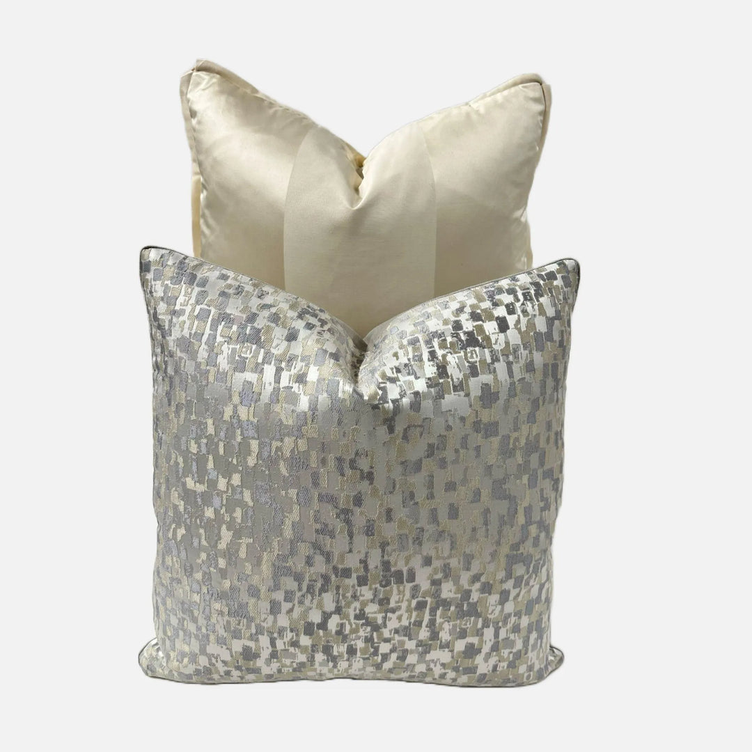 Jane Churchill - Batali in Silver