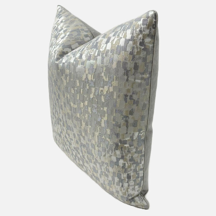 Jane Churchill - Batali in Silver