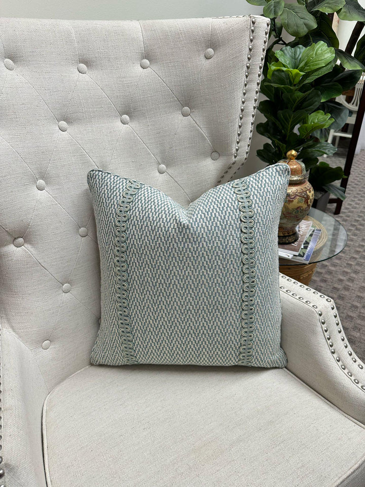 Zig Zag Small Scale with Tape in Aqua