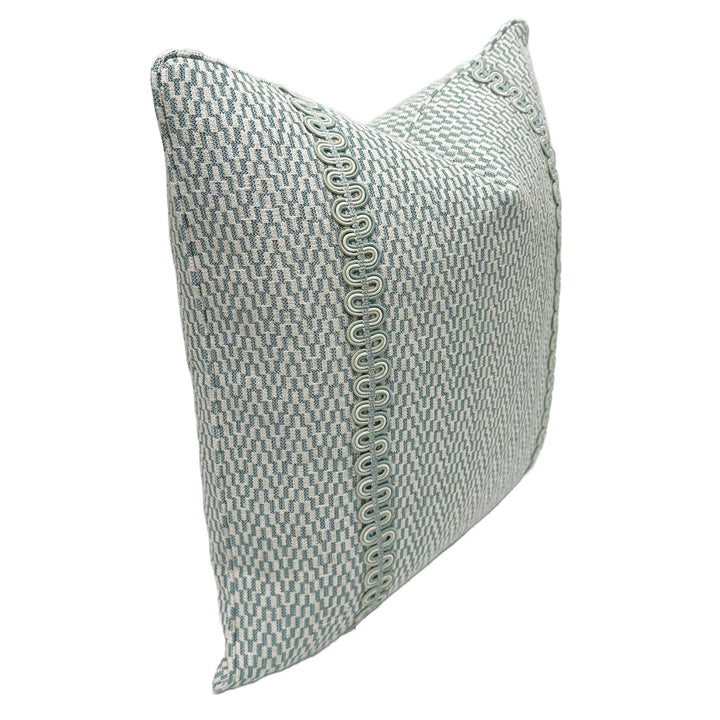 Zig Zag Small Scale with Tape in Aqua