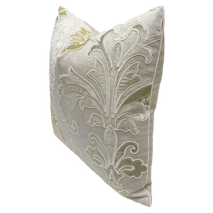 Manuel Canovas - Rosa in Nacre