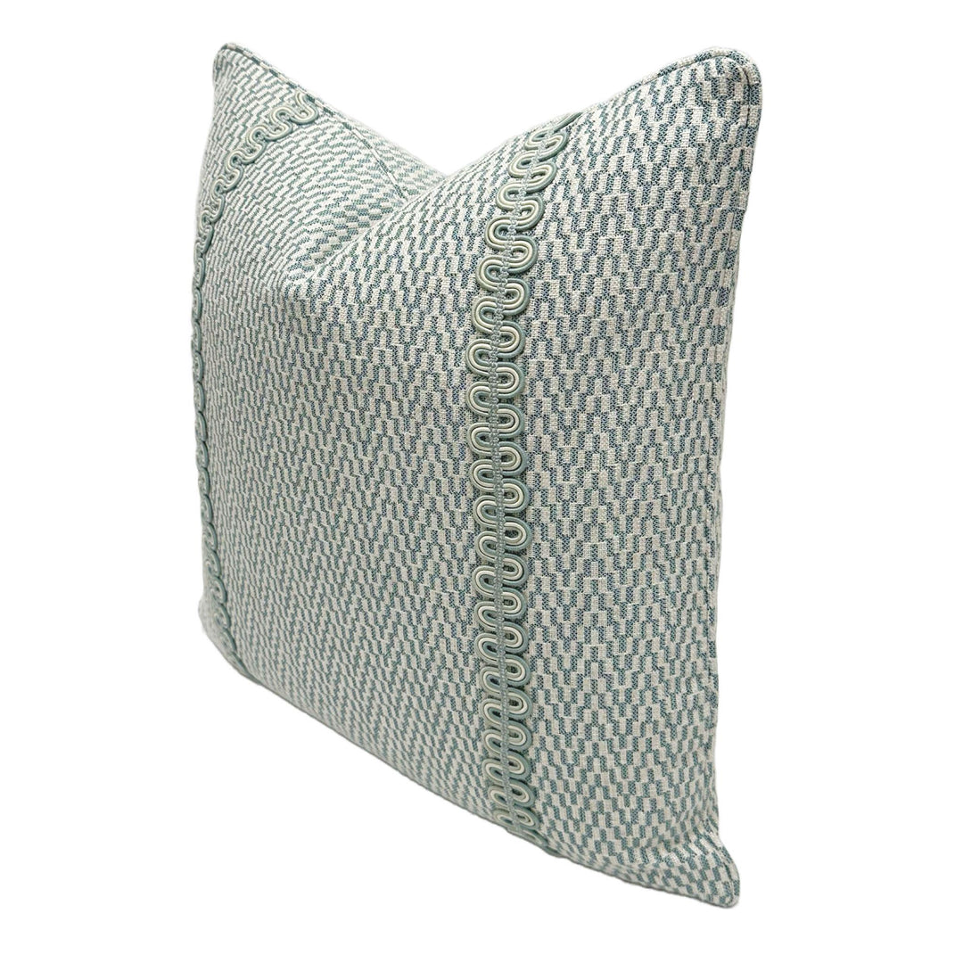 Zig Zag Small Scale with Tape in Aqua