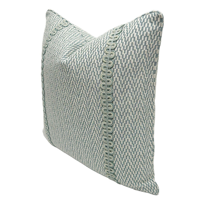 Zig Zag Small Scale with Tape in Aqua