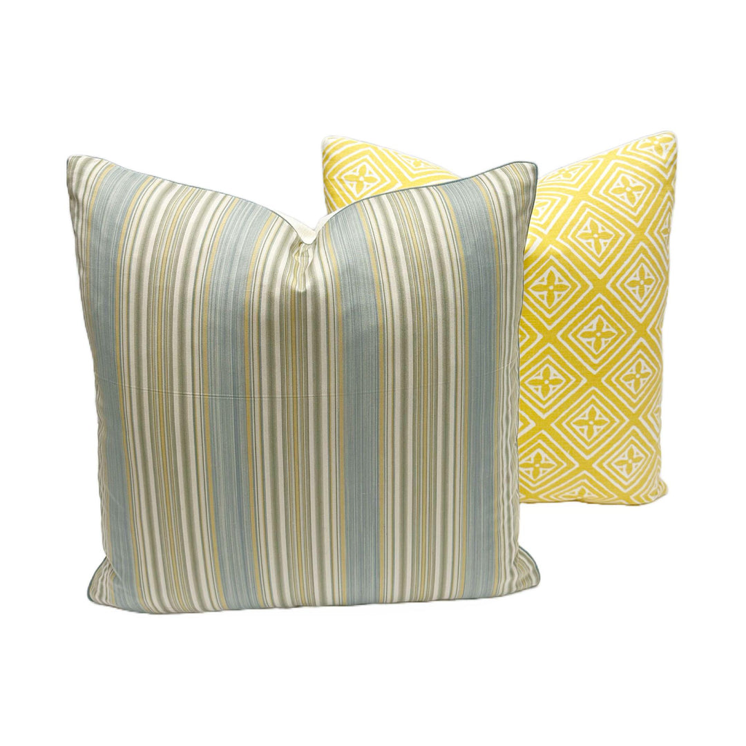 Lee Jofa - Vyne Stripe in Mist