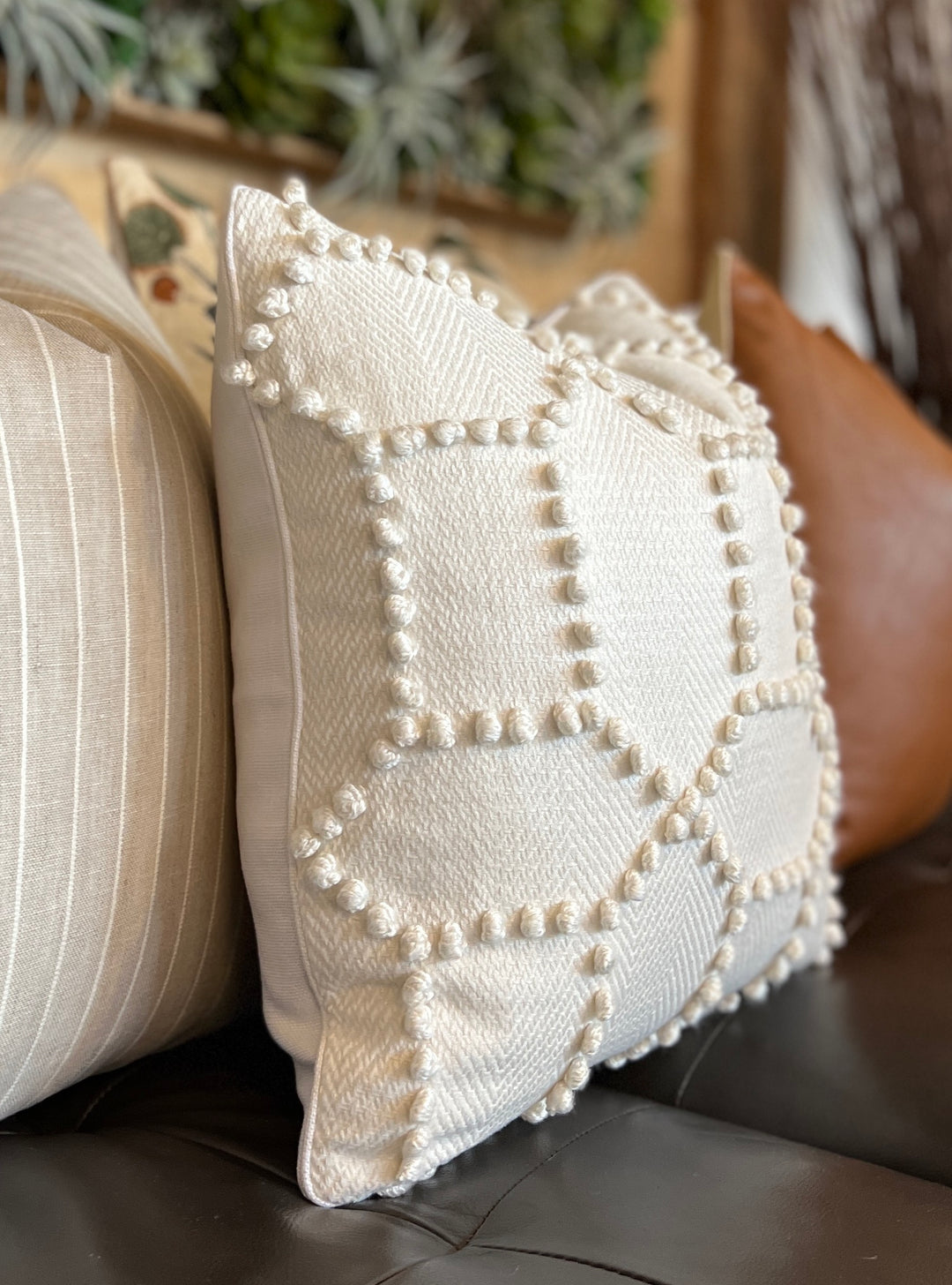 Schumacher, Vento Embroidery