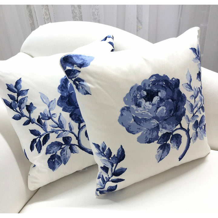 Manuel Canovas - Rosa in Blue/White